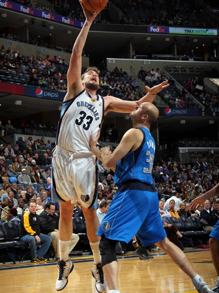 雄鹿的防守 雄鹿的防守