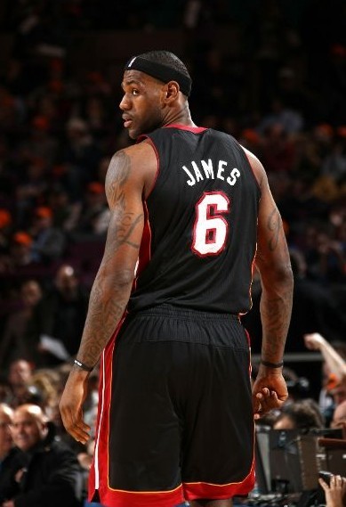 他不仅具备 他不仅具备