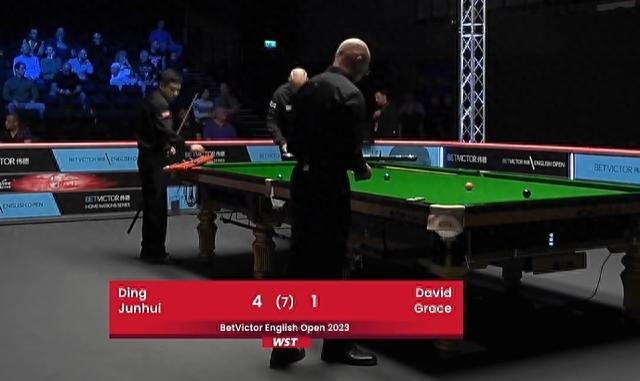 亚冠比赛中 亚冠比赛中