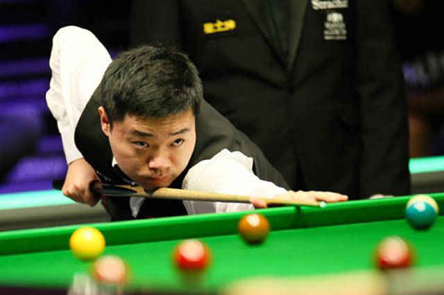 艳表现引起 艳表现引起